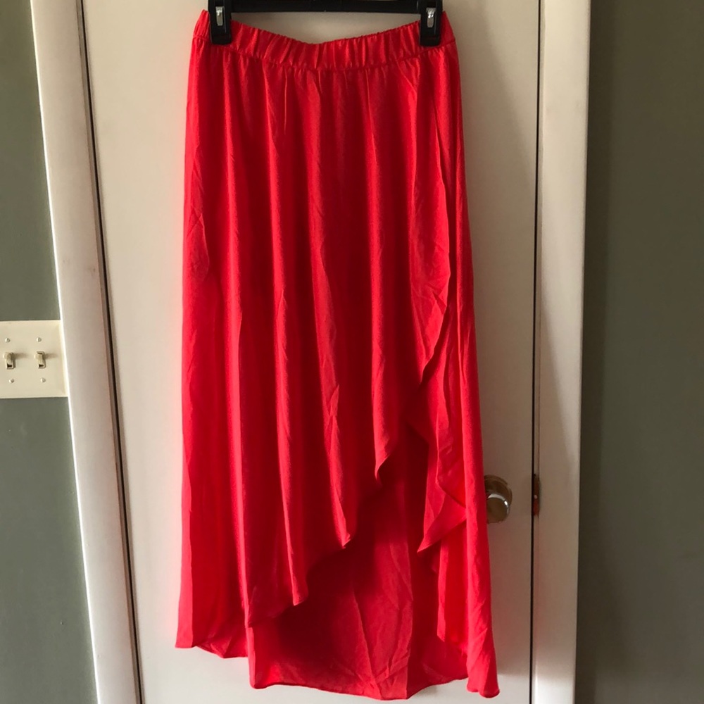 High low skirt